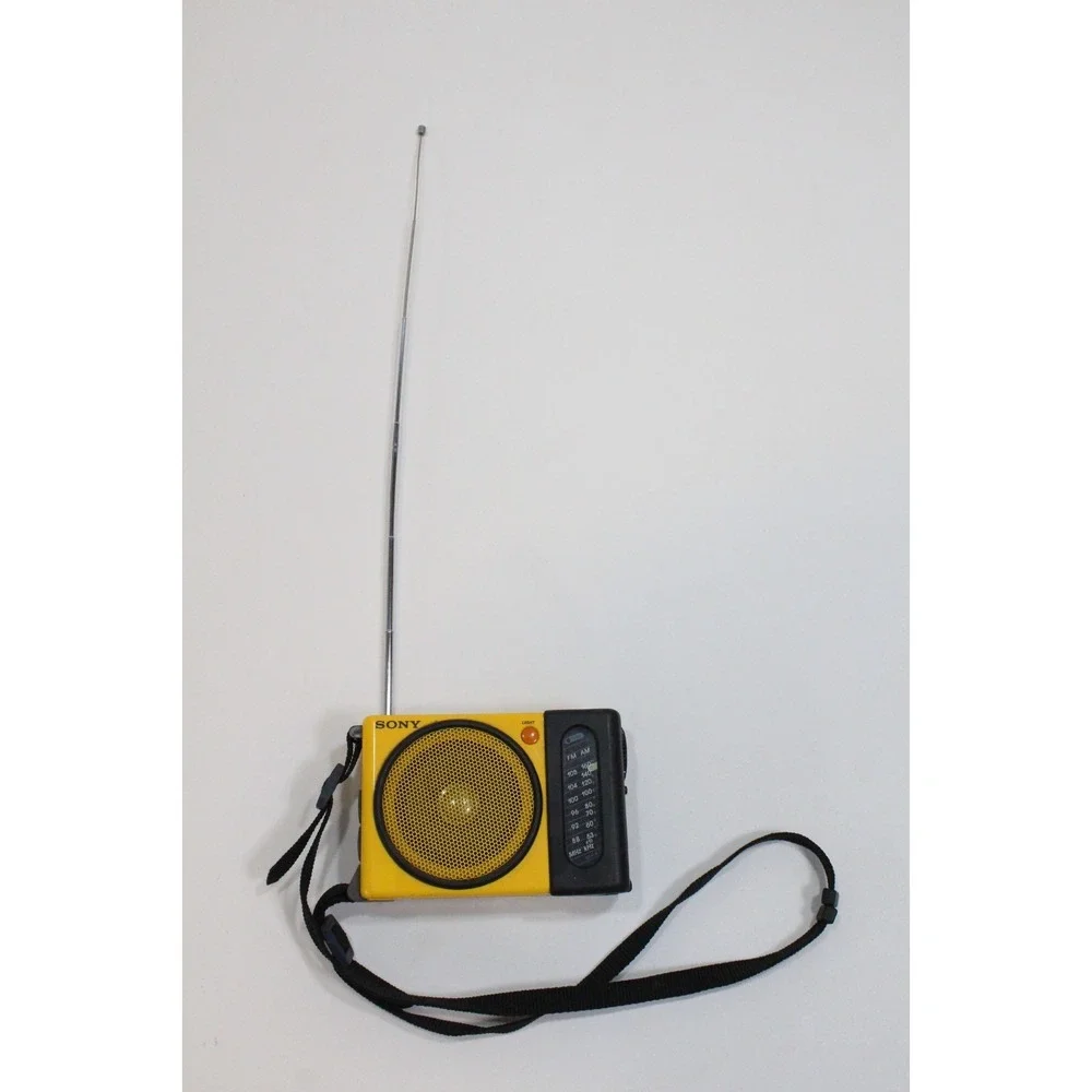 Sony Sports Radio Yellow Good Vintage ICF-S75W FM AM Portable Receiver